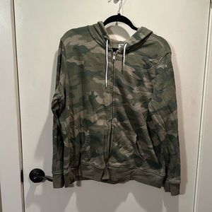 Camo Zip Up Hoodie, Women’s XL